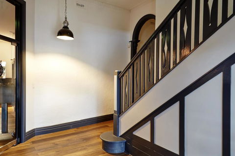 The Royal Hotel, Drouin - Accommodation 4U 2