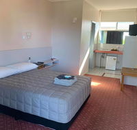 The Royal Motel - Accommodation 4U