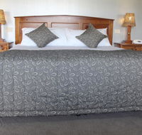 The Saltbush Motor Inn - Accommodation 4U