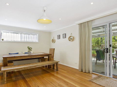 The Shabby Shell - Fresh And Inviting - Accommodation 4U 1