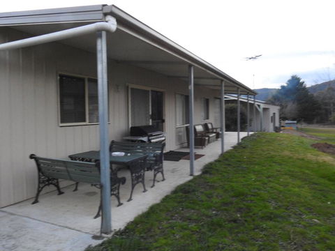 The Shack - Accommodation 4U 2
