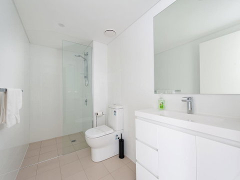 The Shoal Apartments, Unit 304/4-8 Bullecourt Street - Accommodation 4U 3