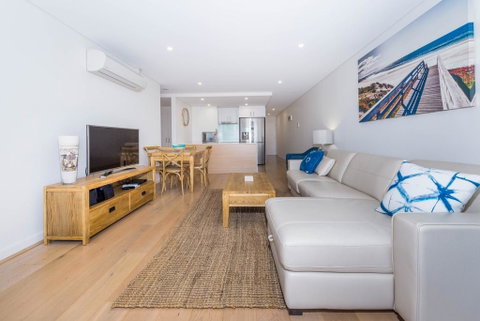 The Shoal Unit 405 - Shoal Bay - Accommodation 4U 2