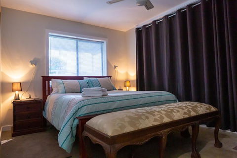 The Shouse - Accommodation 4U 2