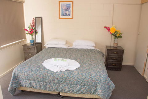 The Swiss Motel - Accommodation 4U 2