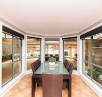 The Tinnock Entertainer Large  Comfy  Wifi - Accommodation 4U