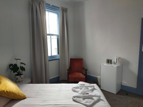 The Victoria Bathurst - Accommodation 4U 2