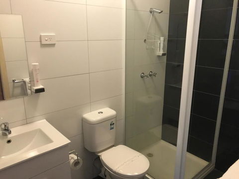 The Wharf Hotel - Accommodation 4U 0