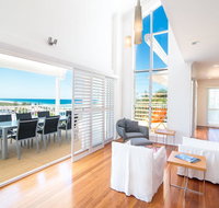 The White House - Central Coolum with Spectacular Ocean Views and WiFi - Accommodation 4U