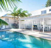 The White House' 25 Tomaree Road - fantastic house with pool linen FOXTEL  WII-U - Accommodation 4U