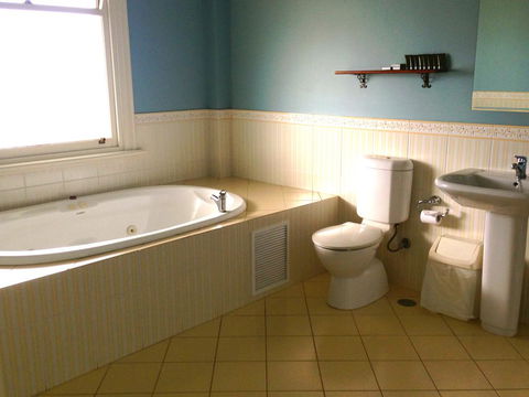 The York Palace Hotel - Accommodation 4U 3