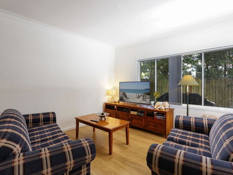 Three Bedroom Townhouse - Accommodation 4U 0