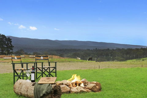 TINY HOME......BIG Views - Accommodation 4U 2