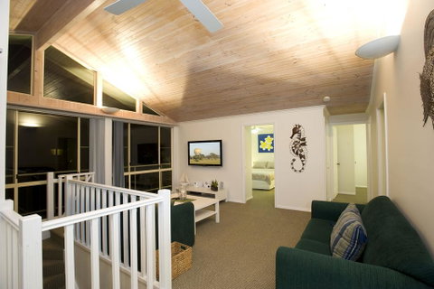 Tomaree 18 - Baybreeze - Shoal Bay - Accommodation 4U 2