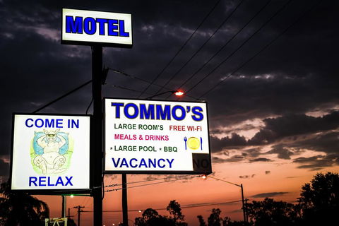 Tommo's Motor Lodge - Accommodation 4U 2