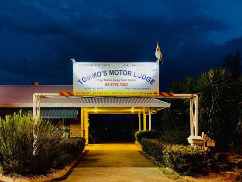 Tommo's Motor Lodge - Accommodation 4U 1