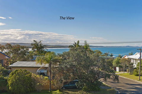 TOPVIEWS - 15Second Av BH - Accommodation 4U 2