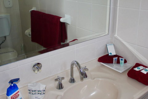 Town And Country Motor Inn - Accommodation 4U 2