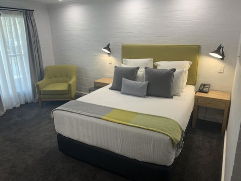 Town Square Motel - Accommodation 4U 1