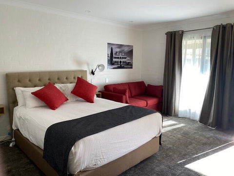 Town Square Motel - Accommodation 4U 2