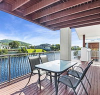 Townhouse on the Canal - Accommodation 4U