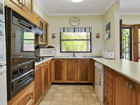 Tradewinds @ The Bay - All The Comforts Of Home - Accommodation 4U 1