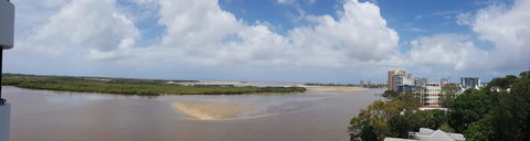 Trafalgar Towers - Accommodation 4U 3