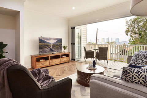 Tranquil Location With An Even Better View - Accommodation 4U 3