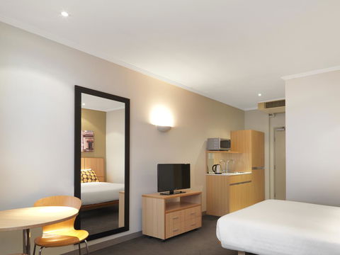 Travelodge Hotel Sydney Martin Place - Accommodation 4U 3