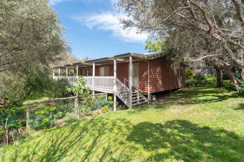 Treeside Retreat - Accommodation 4U 0