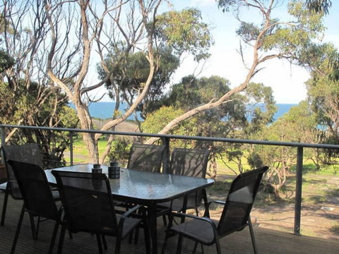 TREETOPS TERRACE 12 - A Luxury Skenes Creek Villa - Accommodation 4U 2