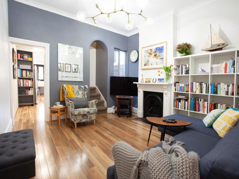 TRENDY TERRACE (H)-L'Abode - Accommodation 4U 0