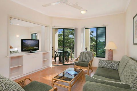 Tropic Towers Apartments - Accommodation 4U 3