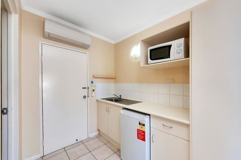 Tropical Queenslander - Accommodation 4U 2