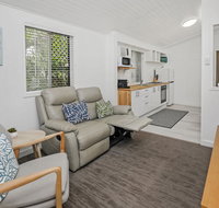 Tropical on McKenzie MK1 - Accommodation 4U