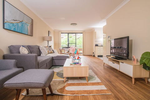 True Comfort! 3bed2bath APT Near Ashfield Station! - Accommodation 4U 0