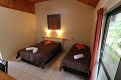 Tully Motel - Accommodation 4U 2