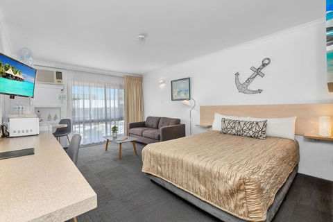 Tweed Harbour Motor Inn - Accommodation 4U 1