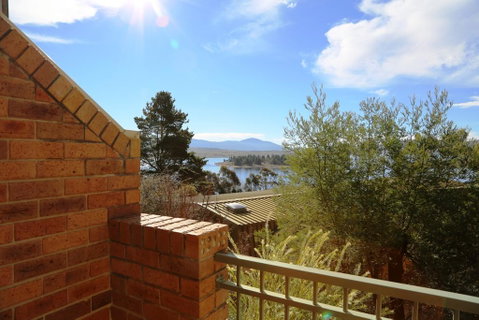 Twin Seasons 2 - Accommodation 4U 0