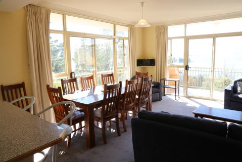 Twin Seasons 5 - Accommodation 4U 1