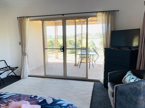 Two Dams Estate - Retreat & Relax - Accommodation 4U 1