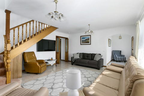 Tyrone Beach House - Accommodation 4U 3