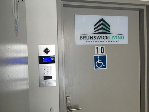 U201 Brunswick Living Brand New Deluxe Balcony Upper Floor Apartment Close To Airport And CBD - Accommodation 4U 3