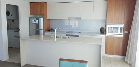 U212 Elston Grandsurf Resort - Accommodation 4U 3