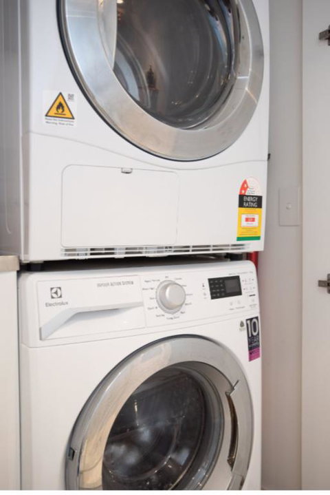 Unbridled City & River Views - Accommodation 4U 3