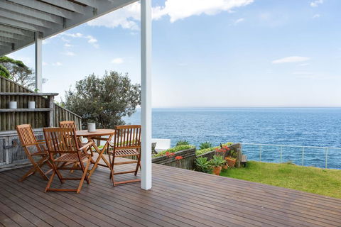 Unbelievable Clifftop Townhouse With Ocean Views - Accommodation 4U 0