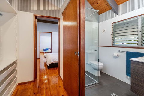 Unique Getaway 300m To Bribie Foreshore, Bongaree - Accommodation 4U 2