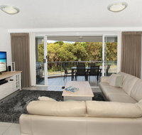 Unit 2 Point Break Apartments 1-3 Point Arkwright Linen Incl - Accommodation 4U