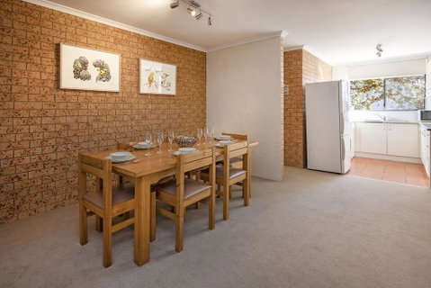 Unit 7 St Moritz - Accommodation 4U 3