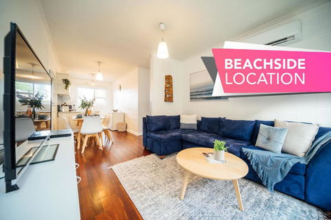 Urban Beach Shack-Metres From The Beach & Cafes - Accommodation 4U 0